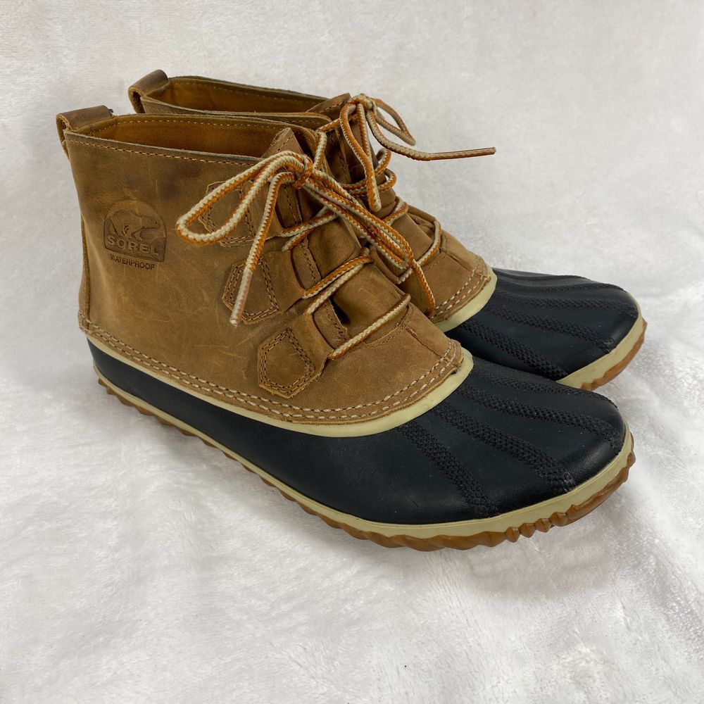 Sorel Brown and Black Winter Boots